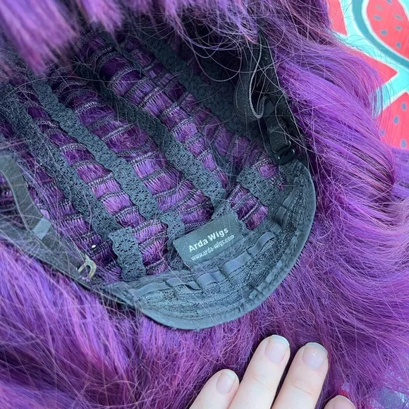 Arda Wigs Inigo Classic In Plum Colour - Picture 4 of 4